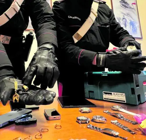 La cooperativa delle rapine. I 18 rom e i tre colpi al giorno