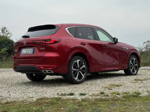 Mazda CX-60 PHEV: la gallery della rinnovata suv giapponese