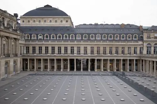 Francia, somministrano diuretici durante i colloqui al ministero: l’incredibile caso che travolge Parigi