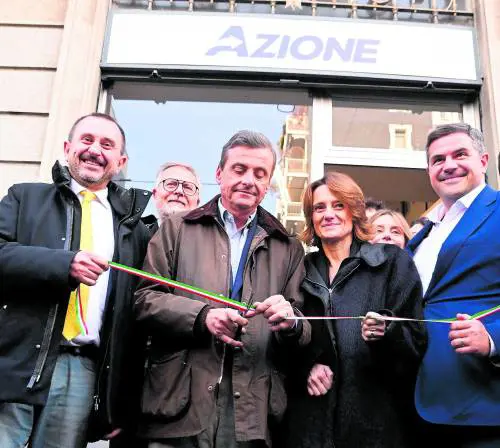 Calenda boccia Majorino. "E Sala non ha coraggio"