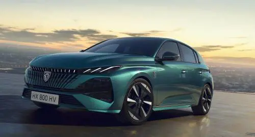 La prova della nuova e graffiante Peugeot 308