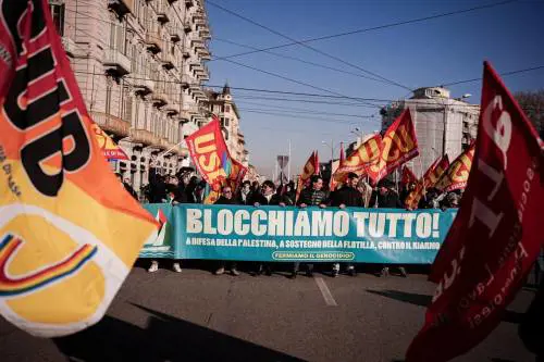 La serrata è un flop. Ora Salvini studia una legge per evitare la paralisi dei trasporti