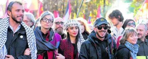 Askatasuna e cittadinanze onorarie. La sinistra va in tilt sui violenti