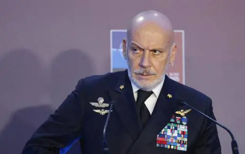 "Cyber attacchi preventivi Nato". Ira dello Zar contro Cavo Dragone