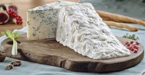Altro che Roquefort "Cheese" all’estero si dice Gorgonzola