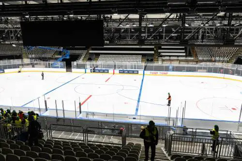 Fondazione Fiera presenta la nuova pista olimpica di hockey su ghiaccio