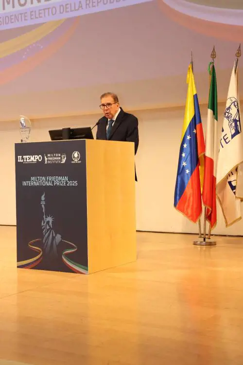 La premiazione di Edmundo González Urrutia