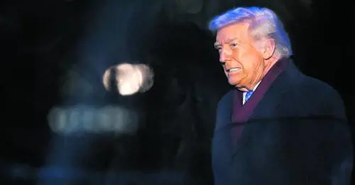 E Trump scarica l'Europa. "La sua civiltà è a rischio". I piani per lasciare la Nato