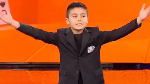 Kay La Ferrera (Foto video)