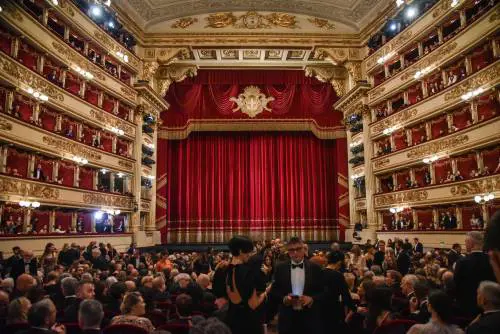 Alla Scala va in scena Lady Macbeth. Fontana: "Poche istituzioni? Bene anche da soli"