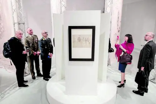 Fogli del Codice Atlantico. La Iulm espone Leonardo