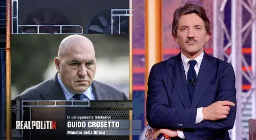 "Nessun vuole mettere la leva obbligatoria". Crosetto telefona in diretta e smonta la sinistra 