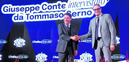 Lo strappo di Conte su sicurezza e leader. "A sinistra non c'è". Ed è gelo con Schlein