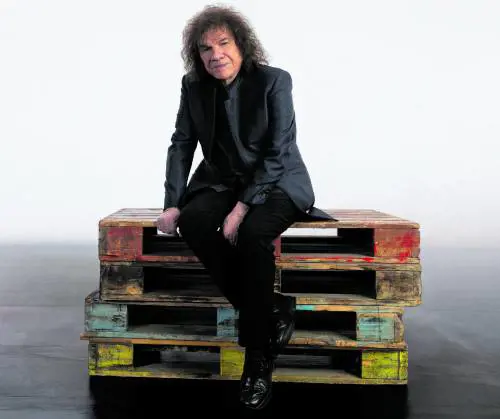 "Notre-Dame non invecchia. Io compio ottant'anni"