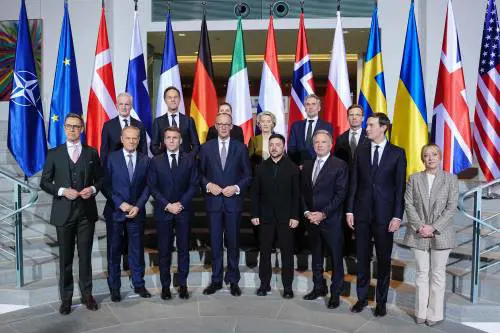 L'asse tra Usa, Europa e Ucraina. Trump: "Mai così vicini alla pace"