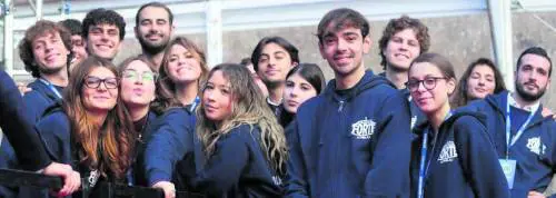 "Fenix", la generazione in lotta contro i tecnocrati