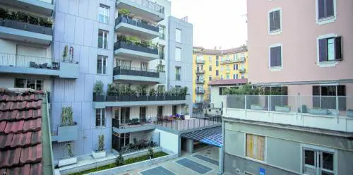 Aspromonte, per la Torre nel cortile la Procura chiede il rinvio a giudizio per 26