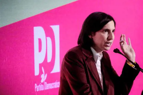 E così Elly balla da sola