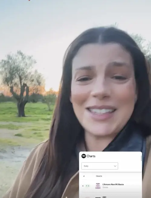 "Vi voglio bene...".L'annuncio social della cantante dopo 12 anni 