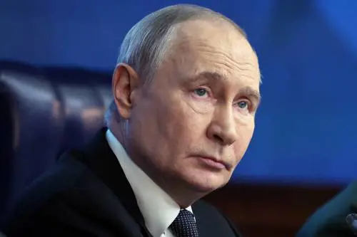 Putin contro la Ue: "Maiali profittatori. Avremo il Donbass vincendo sul campo"