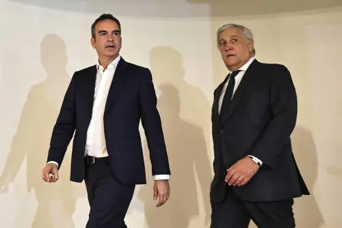 Forza Italia, Tajani a Occhiuto: "Congresso? Non vedo l’ora!"