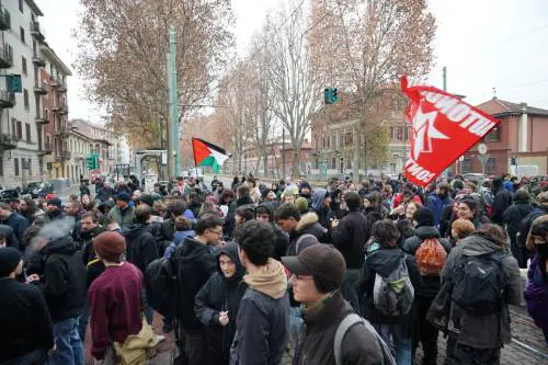 "Tentano di colpire i pro Pal". Ora Askatasuna cerca di tirare in ballo la causa palestinese