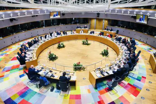 Asset, notte fonda al Consiglio Ue. Gelo Meloni-Merz, spunta il piano B