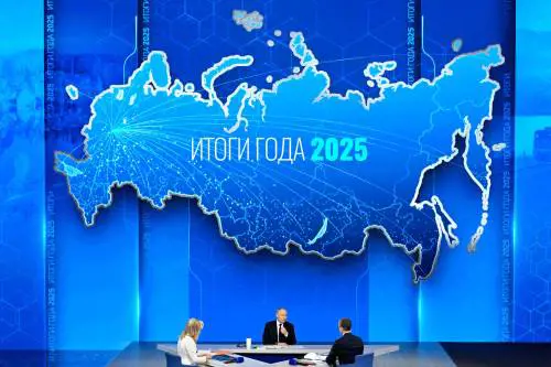 Putin: "Ai maialini europei non è riuscito il furto degli asset russi". Droni ucraini colpiscono una petroliera russa nel Mediterraneo