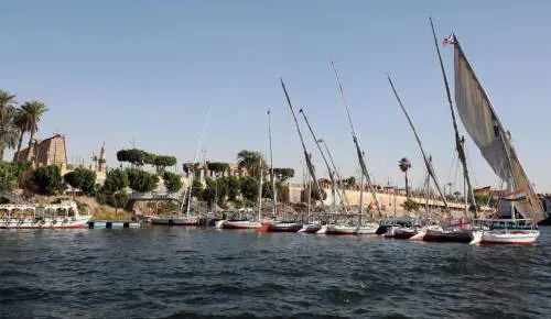 Scontro tra navi, muore una turista italiana. Forse un clamoroso errore di navigazione