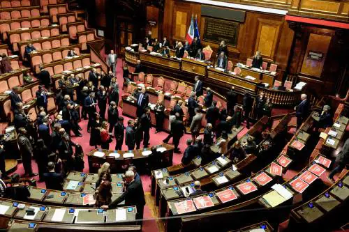 Manovra, c'è l'ok del Senato: 110 sì e 66 no. Giorgetti: "Fatte cose impossibili"