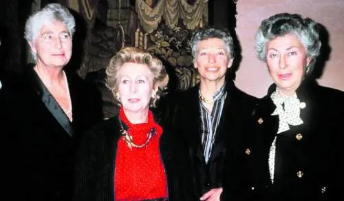 Resta soltanto Cristiana, l’ultima voce della famiglia che vestiva alla marinara