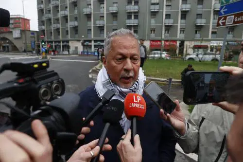 L'architetto di Hamas che odia gli ebrei, minaccia i giornali e gioca al martire