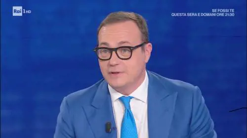 Domenica in, l’augurio di Cerno per il 2026: "Gli italiani ci credano per costruire l’Italia di domani"