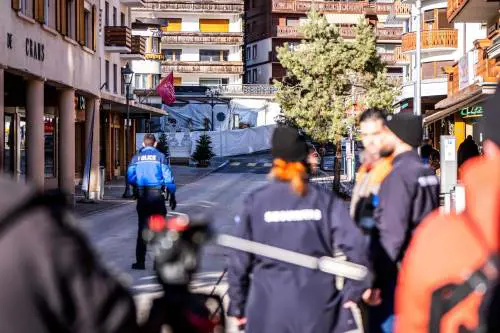 Cos'è il flashover e perché non ha dato scampo ai ragazzi al bar di Cans-Montana