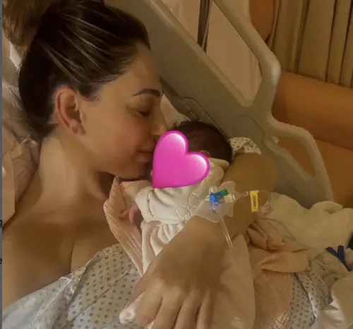 Fiocco rosa per Anna Tatangelo: è nata la piccola Beatrice