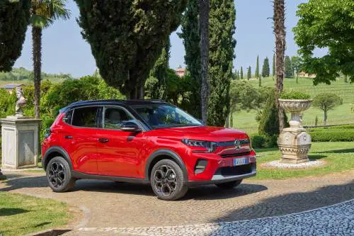 Citroen e-C3: guarda la gallery della nuova citycar francese, elettrica o a benzina