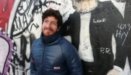 "Ambro uno di noi. Amava la musica"