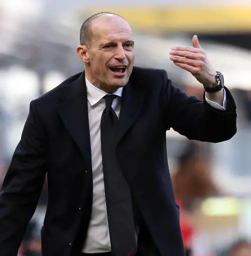 Allegri si veste da ragioniere e dà la nuova quota Champions: "Adesso si è alzata a 74 punti"