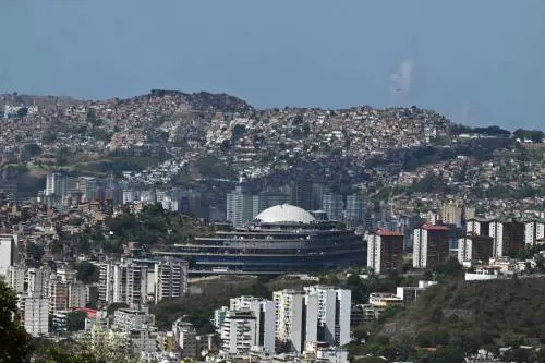 Venezuela, liberato l'italiano Biagio Pilieri. Trump: "Caracas collabora, annullato un nuovo attacco". Gli Usa sequestrano una terza petroliera