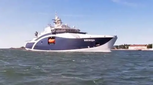 La nave “di soccorso” che fa discutere: nel Baltico il possibile nuovo yacht di Putin