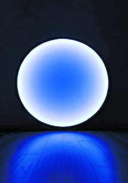 "Rooms", il posto migliore per sparire (fra luce e opere d'arte)