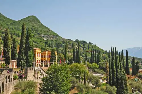 Foto da archivio Gattinoni