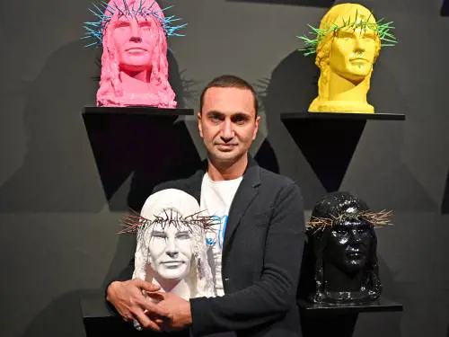 L'artista Howtan Re: "Per l'Iran momento decisivo, da Trump vorrei azioni concrete"