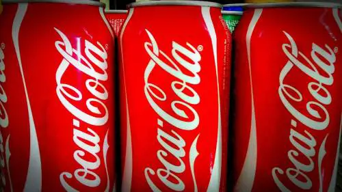 Coca Cola, svelata la ricetta segreta? Il video di LabCoatz che fa milioni di visualizzazioni