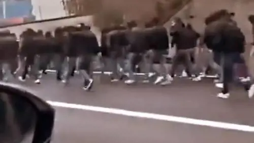 Guerriglia in pieno lutto e risate VARie in Africa