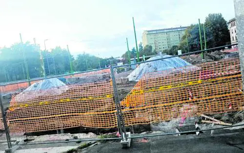 Stuparich, tre mesi per rimuovere l'amianto