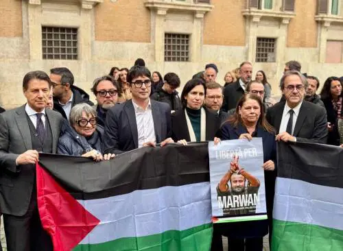 L'ombra di Hamas non ferma la sinistra: Pd, M5S e Avs chiedono di liberare il terrorista Barghouti