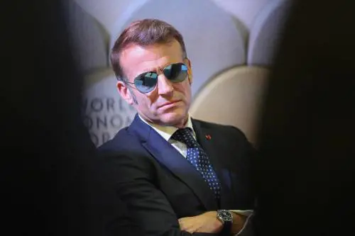 Il piccolo sogno inutile di Monsieur Macron