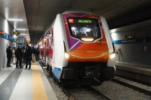 Malpensa, inagurata la nuova ferrovia: da Gallarate al Terminal 2 in 8 minuti