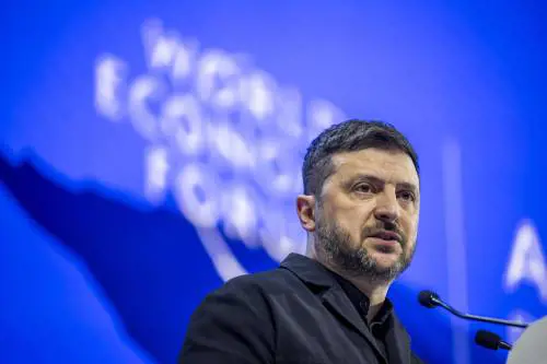 Zelensky adesso vacci piano, l'attacco al jet di Merz e Trump: quindi, oggi...